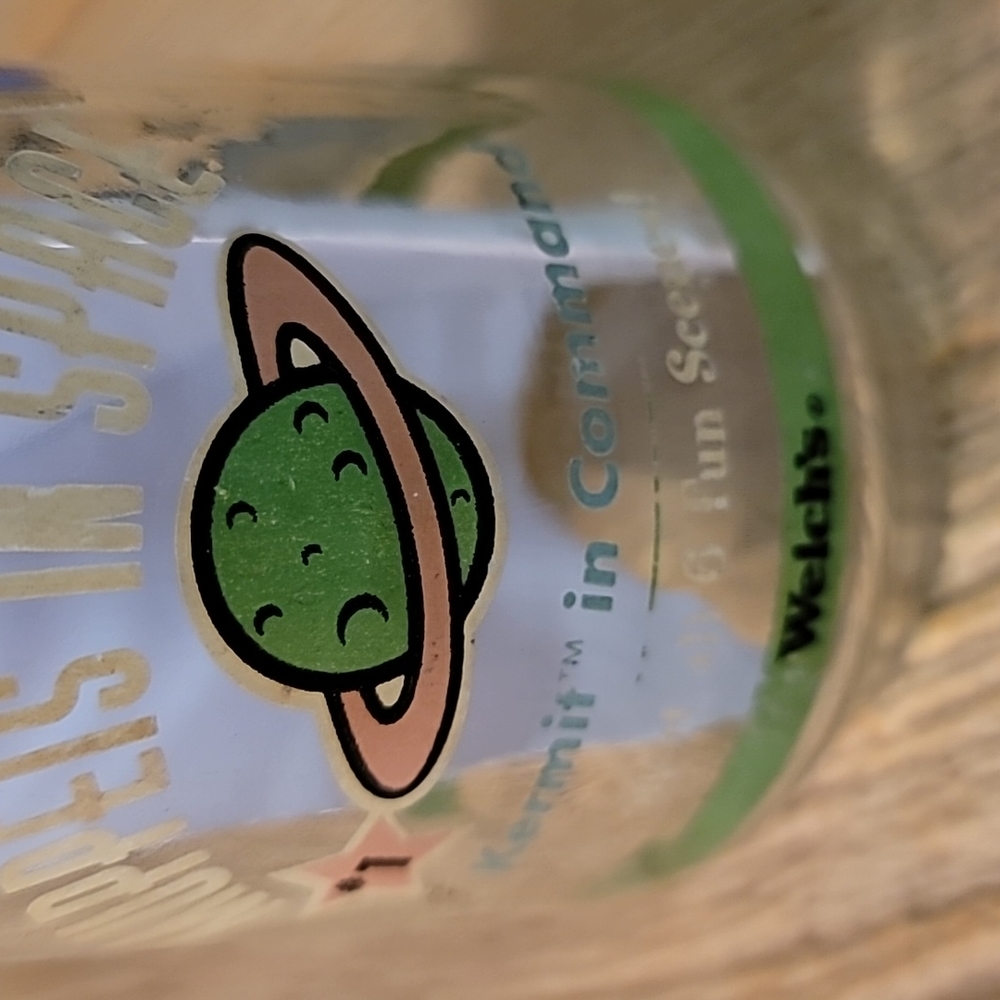 Welch's juice glass with Muppets in Space and Kermit the frog. - Picture 4 of 5